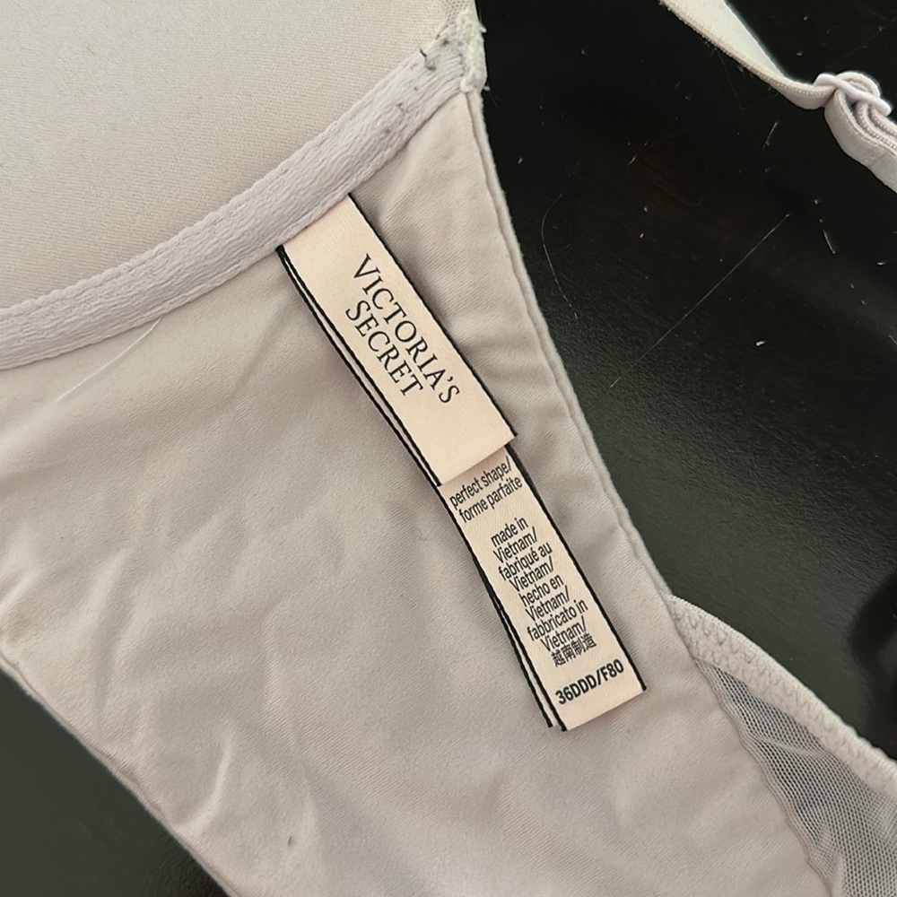 Victoria’s Secret bra - Picture 3 of 4